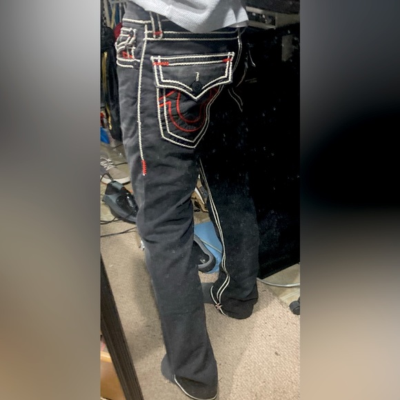 SOLD! Straight w/Flap Ropestitch in “DARK DESIRE” wash True Religion size 30x34 - Picture 12 of 13